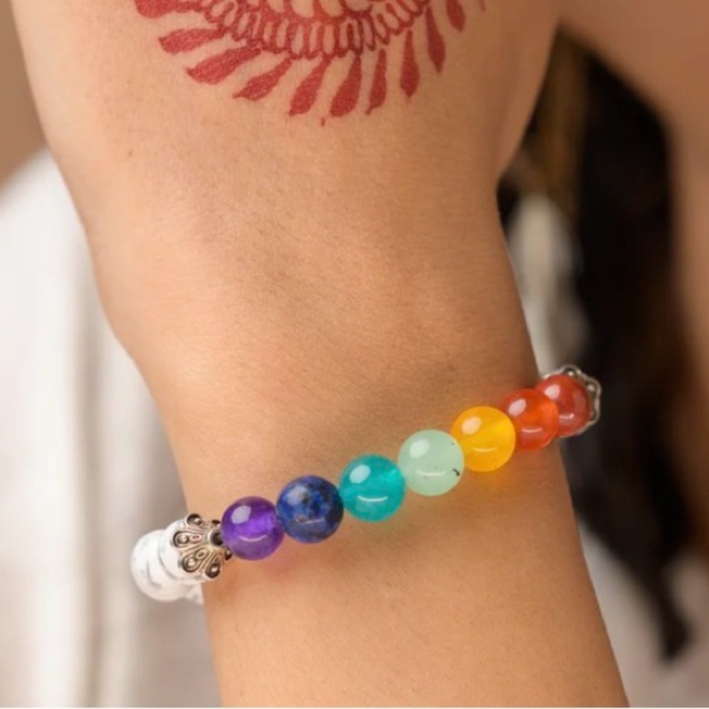 Henna Shoppe 7 Chakra Howlite Stretch Beaded Bracelet NWT